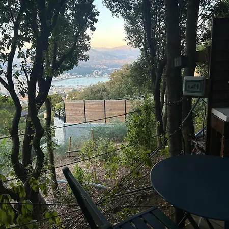 Tente Avec Vue Sur La Baie D'ajaccio *