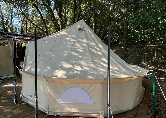 Tente Avec Vue Sur La Baie D'ajaccio Glamping Ajaccio (Corsica)